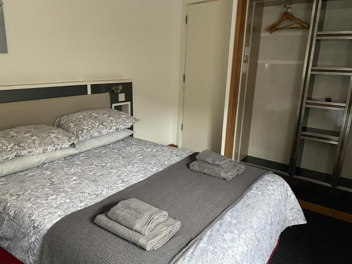 Guest house Bentleys 3*