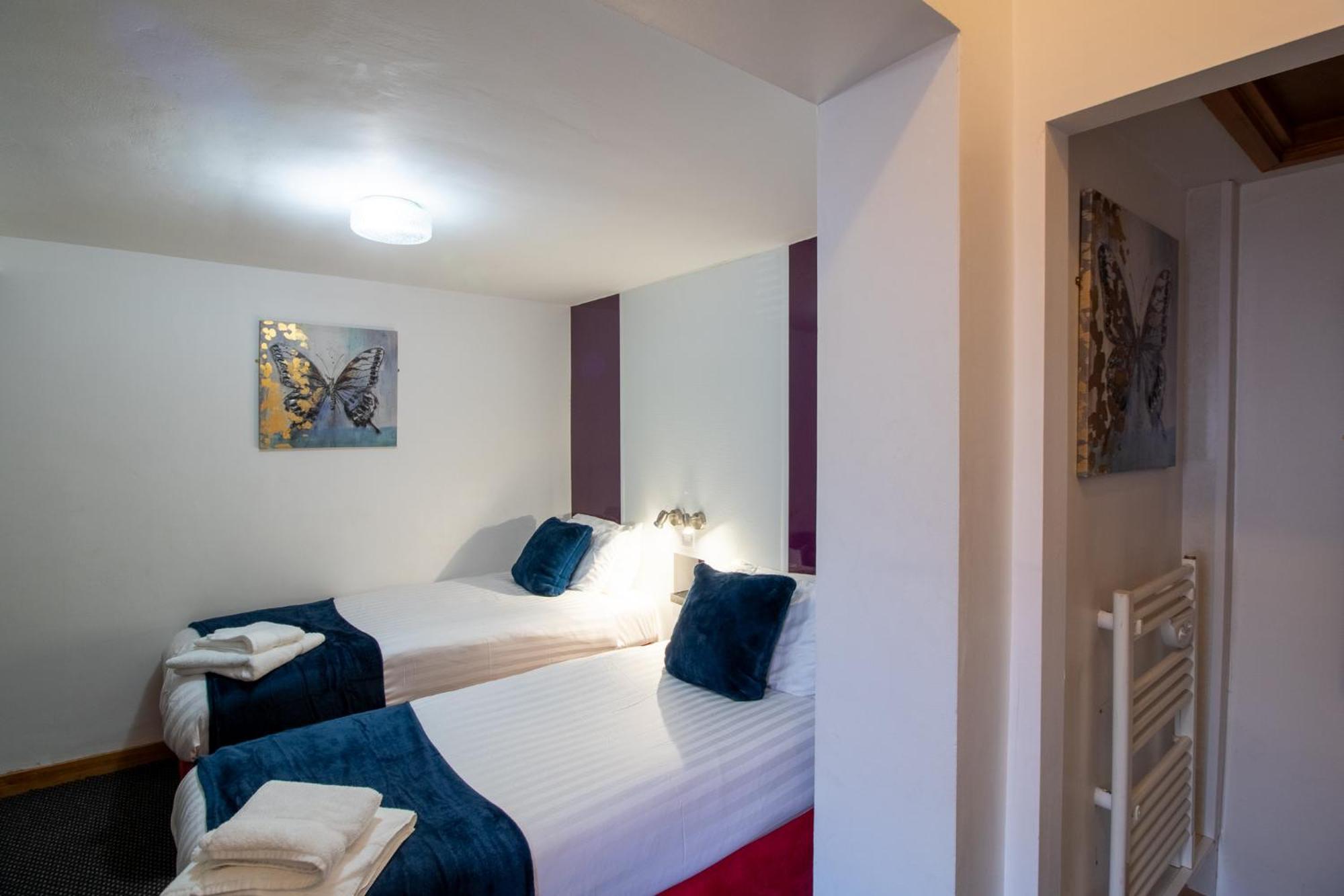 Guest house Oyo The Bentleys 3*